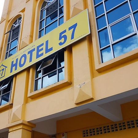 Fifty Seven Inn 바투 파핫 외부 사진
